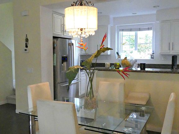 5th image of 13651 Foster Ave Unit 2
