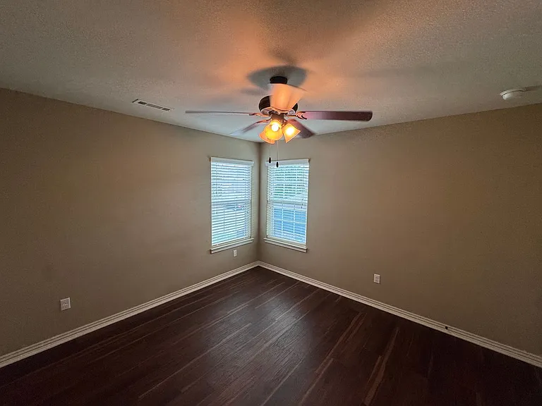 626 N Tennyson Ln — Photo 17