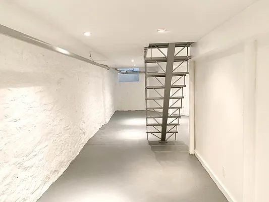 Rented by Ulas Real Estates Inc | media 12