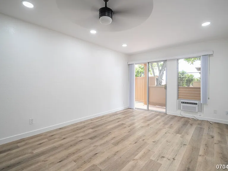 98-852 Noelani St #50 — Photo 5
