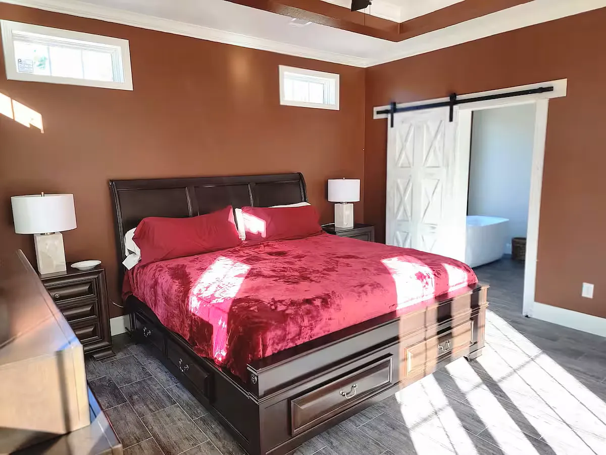 3 bed, 1800 sqft, $3,600 — Photo 4