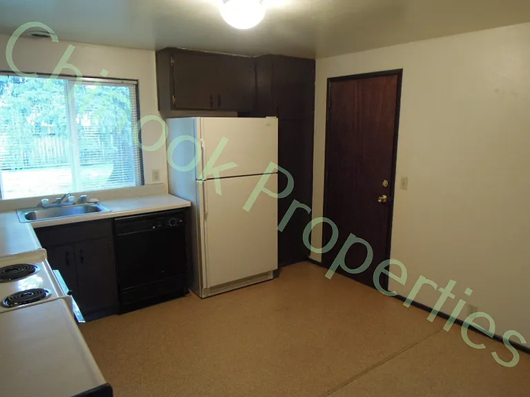 2506 Jeppesen Acres Rd — Photo 4