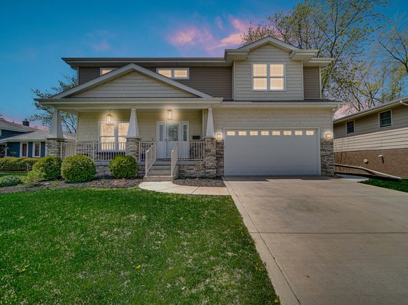 8012 Beech Ave, Munster, IN 46321