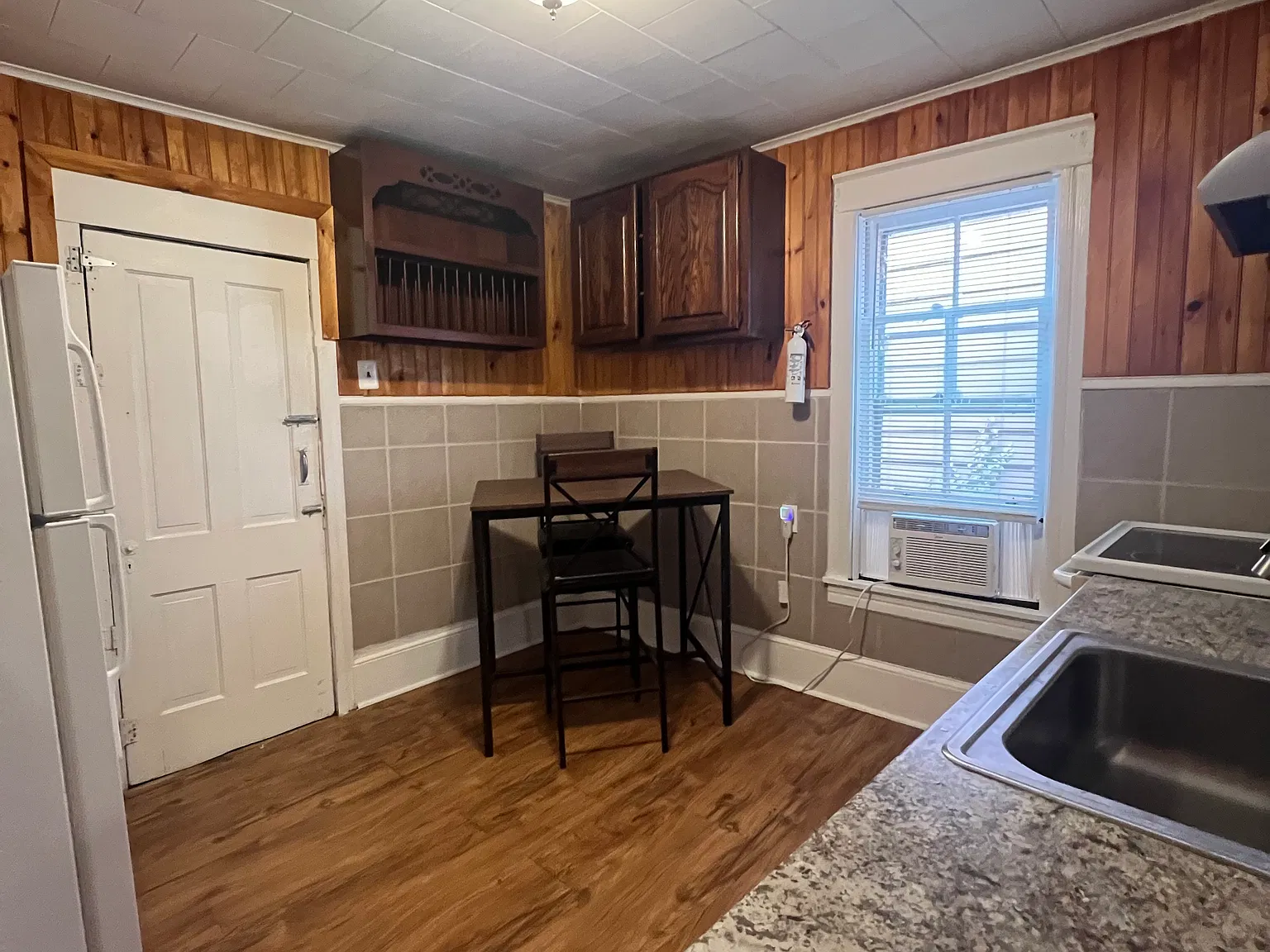2 bed, $1,175 — Photo 3