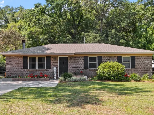 3627 Wood Hill Dr, Tallahassee, FL 32303