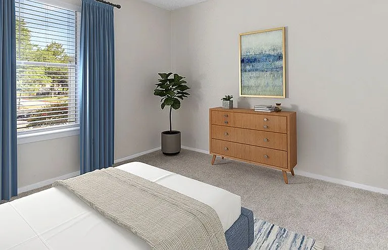 Hollytree Apartments — Photo 26