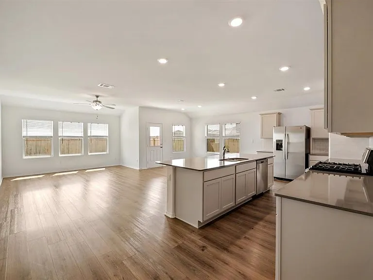 113 Golden Grove Pkwy — Photo 4