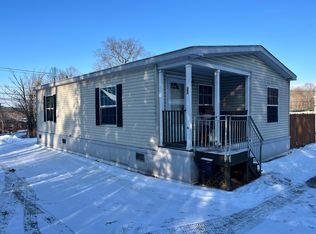 22 Middle Rd, Brandon, VT 05733