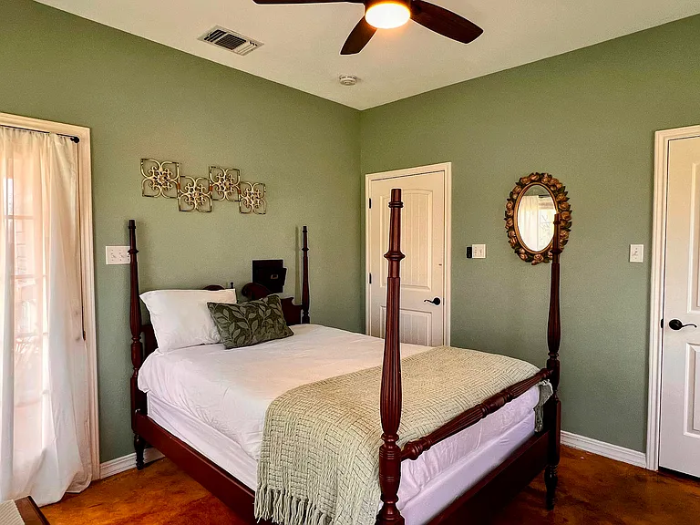 20 Mesquite St — Photo 16