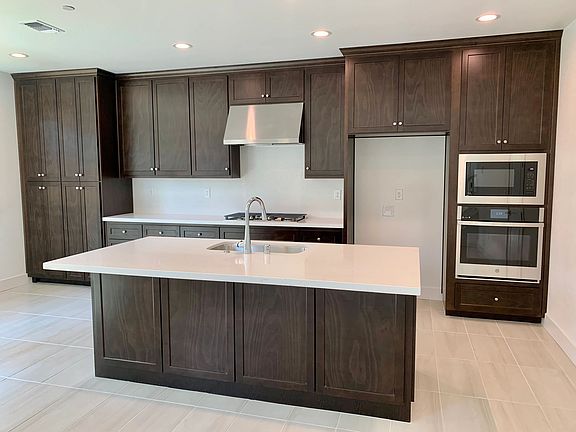 Bergamo Plan 1 Homesite 64 Kitchen