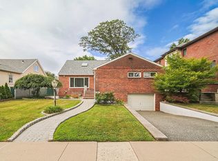 264 Westview Ave, Fort Lee, NJ 07024