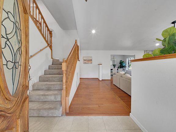 2nd image of 10563 Rim View Cir