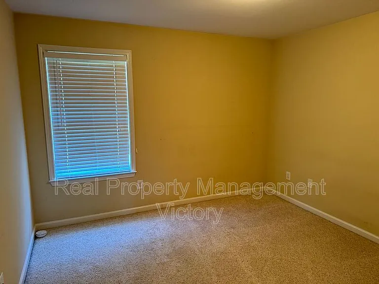 4248 Ashwood Cv — Photo 14