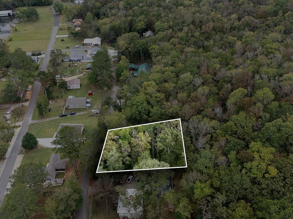 1st image of 135 Honeycomb Valley Rd