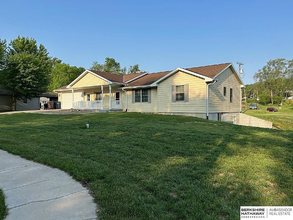 606 S East St, Weeping Water, NE 68463 Zillow