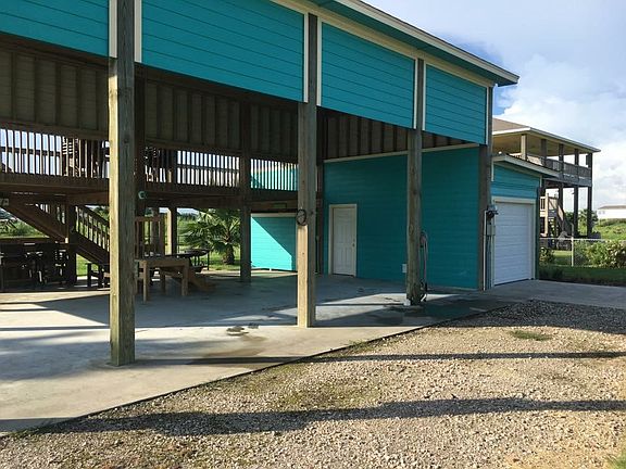3rd image of 935 Kahla Dr