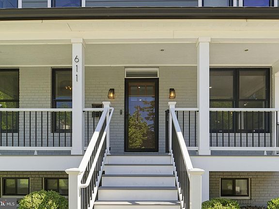 4th image of 611 Mississippi Ave