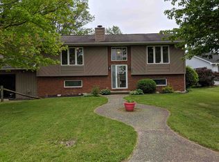 209 Glenwood Dr, Vincennes, IN 47591