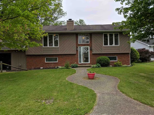 209 Glenwood Dr, Vincennes, IN 47591