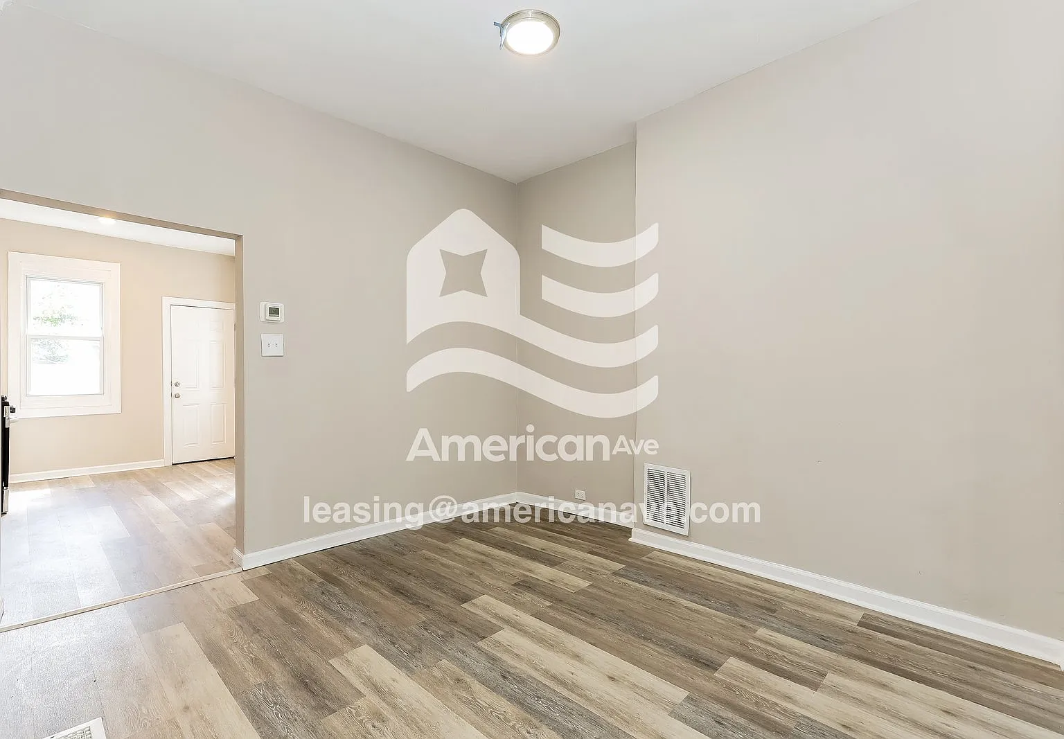 3 bed, 1.0 bath, 1140 sqft, $1,397 — Photo 4