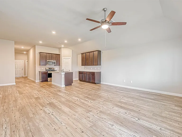 2611 Westward Hill Dr — Photo 10