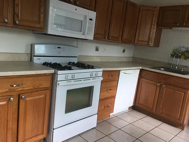 1224 Oklahoma Ave — Photo 7