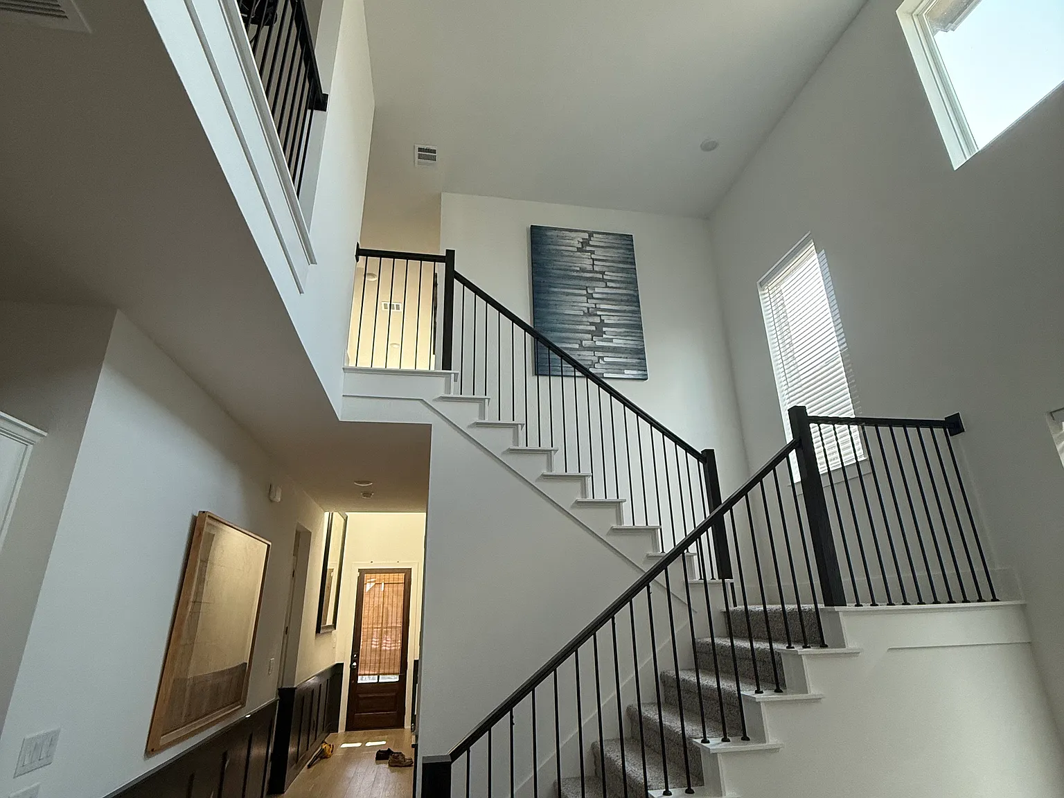 4 bed, 2364 sqft, $2,800 — Photo 4