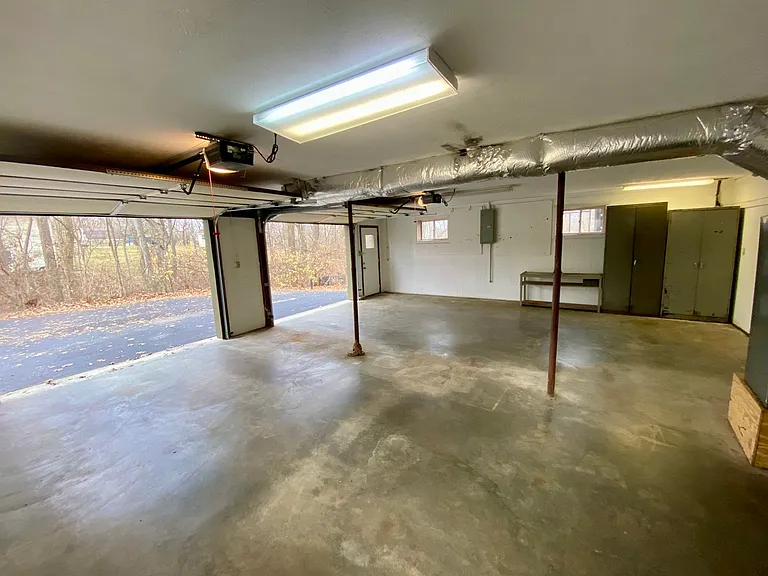 3925 Halehaven Dr — Photo 11