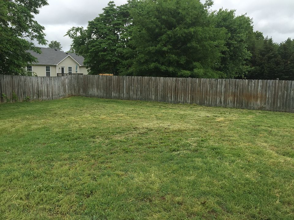 2nd image of 116 Locke Ct