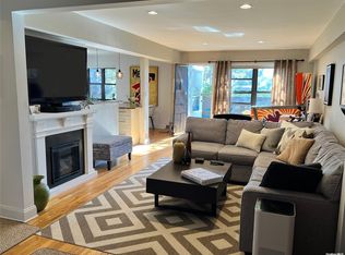 35 Knightsbridge Rd APT 3G, Great Neck, NY 11021