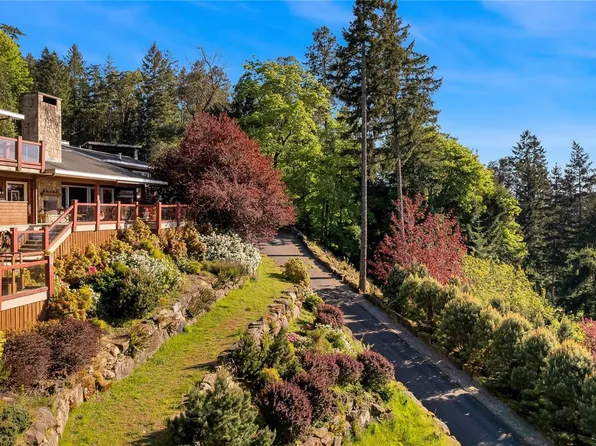 219 Pringle Farm Rd, Saltspring Island, BC V8K 2Y2