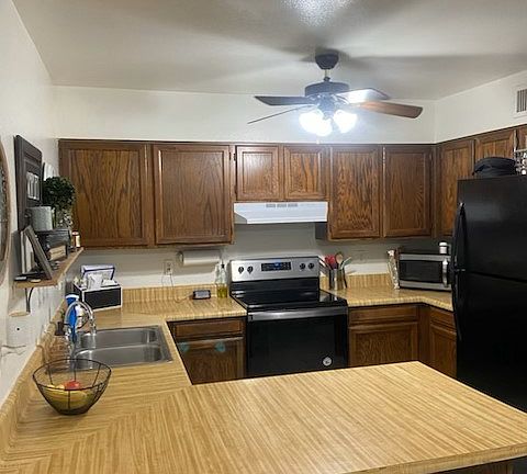 4th image of 3317 E Crescent Ave