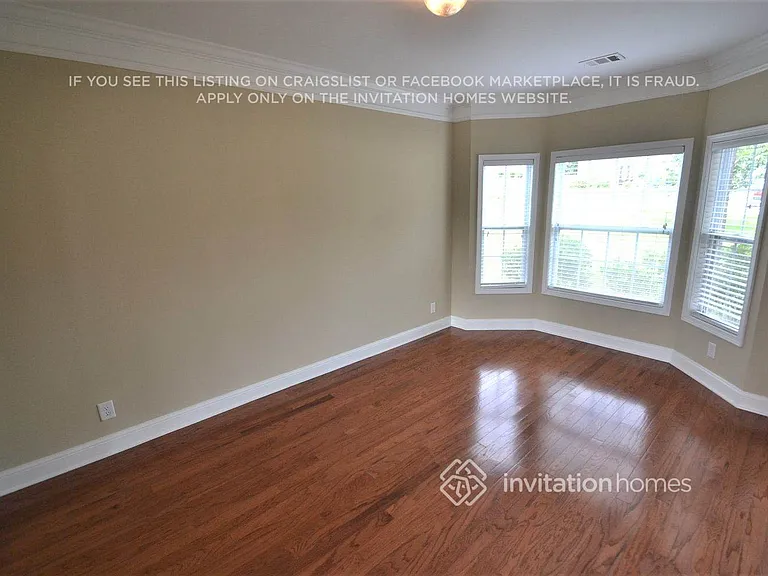 825 Kaitlyn Dr — Photo 5