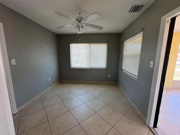 2154 Inner Cass Cir — Photo 9
