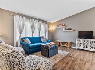 974 94th Ave NE, Blaine, MN 55434