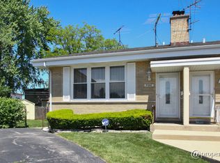 9380 Home Cir, Des Plaines, IL 60016