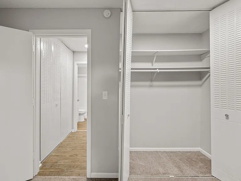 Eastgate Apartments — Photo 16