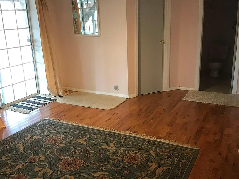 Oak Farm Dr — Photo 7