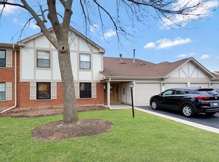 612 Ironwood Ct APT C1, Wheeling, IL 60090
