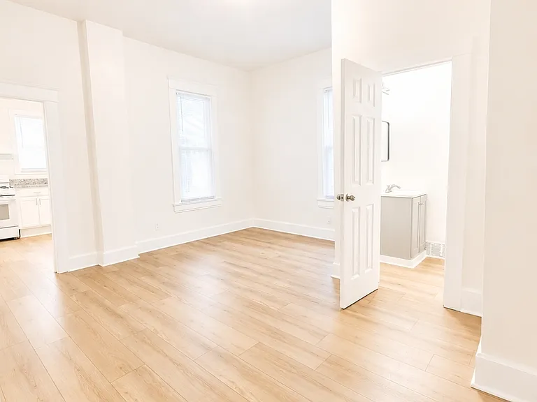 549 Stanton St #549 — Photo 8