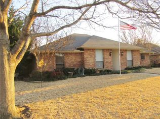 2002 Chestnut Hill Ln, Richardson, TX 75082