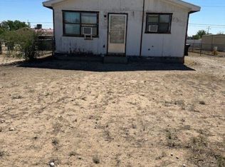 216 N 9th St, Carlsbad, NM 88220