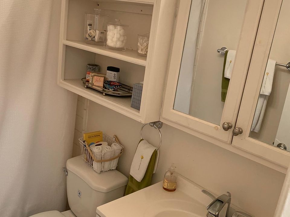 1st image of 1810 N Bronson Ave #105