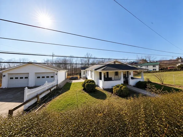 7435 Gatewood Rd, Fayetteville, WV 25840