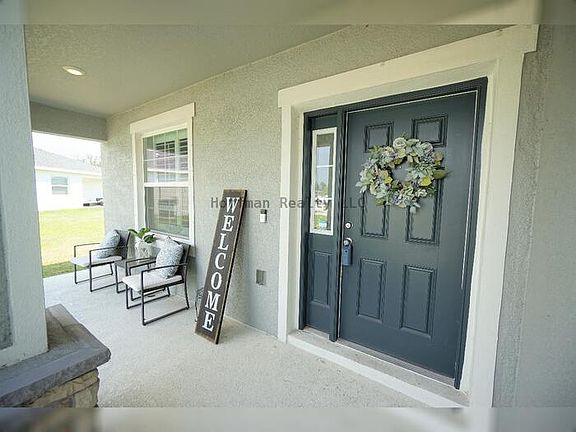 3rd image of 124 Eagle Summit Dr