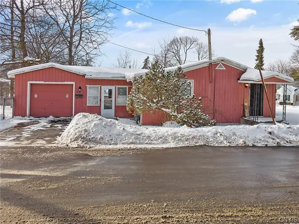418 Clarence Ave, Syracuse, NY 13205