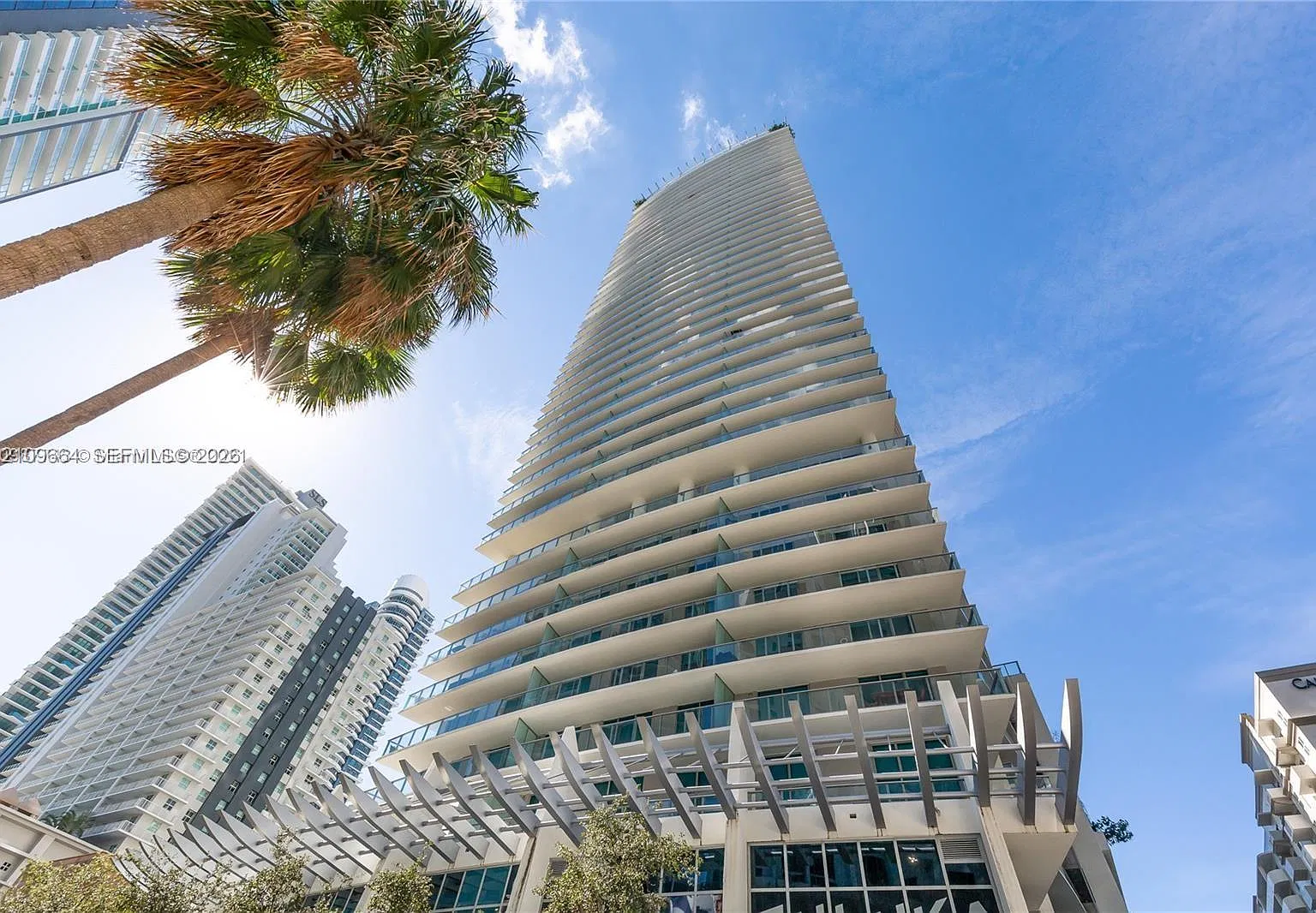 1100 Millecento Residence — Photo 1