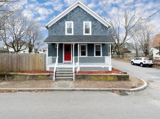 52 Maple Ave, Riverside, RI 02915