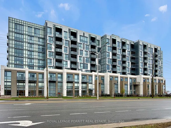 509 Dundas St W #604, Oakville, ON L6M 1L9