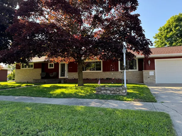 538 W Woodward Ave, Rogers City, MI 49779